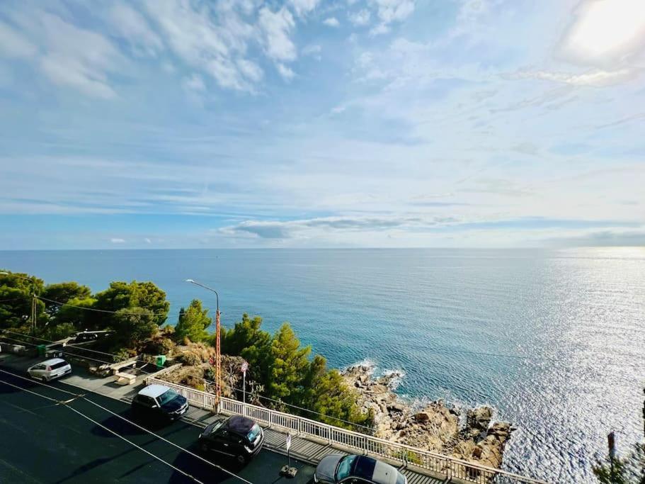 Suite Sunset 11 - Fronte Mare San Remo Buitenkant foto