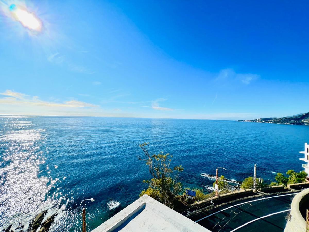 Suite Sunset 11 - Fronte Mare San Remo Buitenkant foto