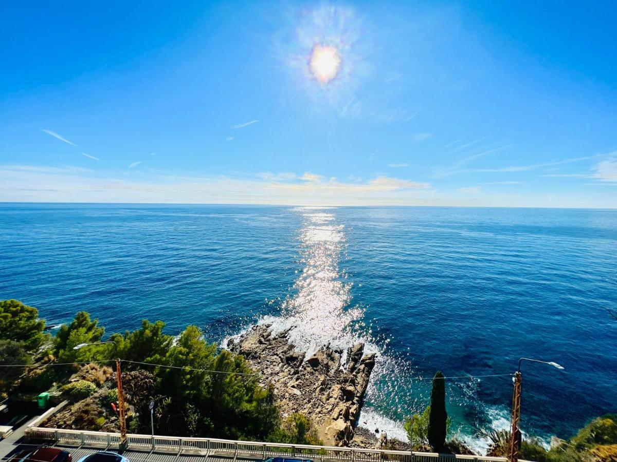 Suite Sunset 11 - Fronte Mare San Remo Buitenkant foto